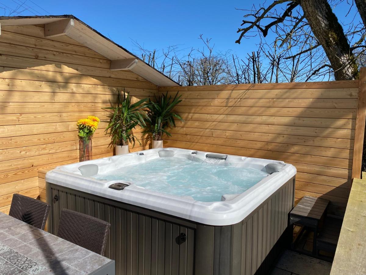 Alpenblick Nahe Muenchen Mit Outdoor Whirlpool - 21 Min Von Muenchen Mit Zug Assling Esterno foto